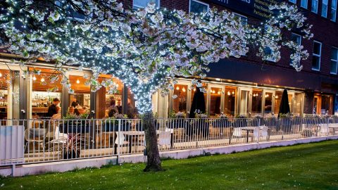 Deanes at Queens