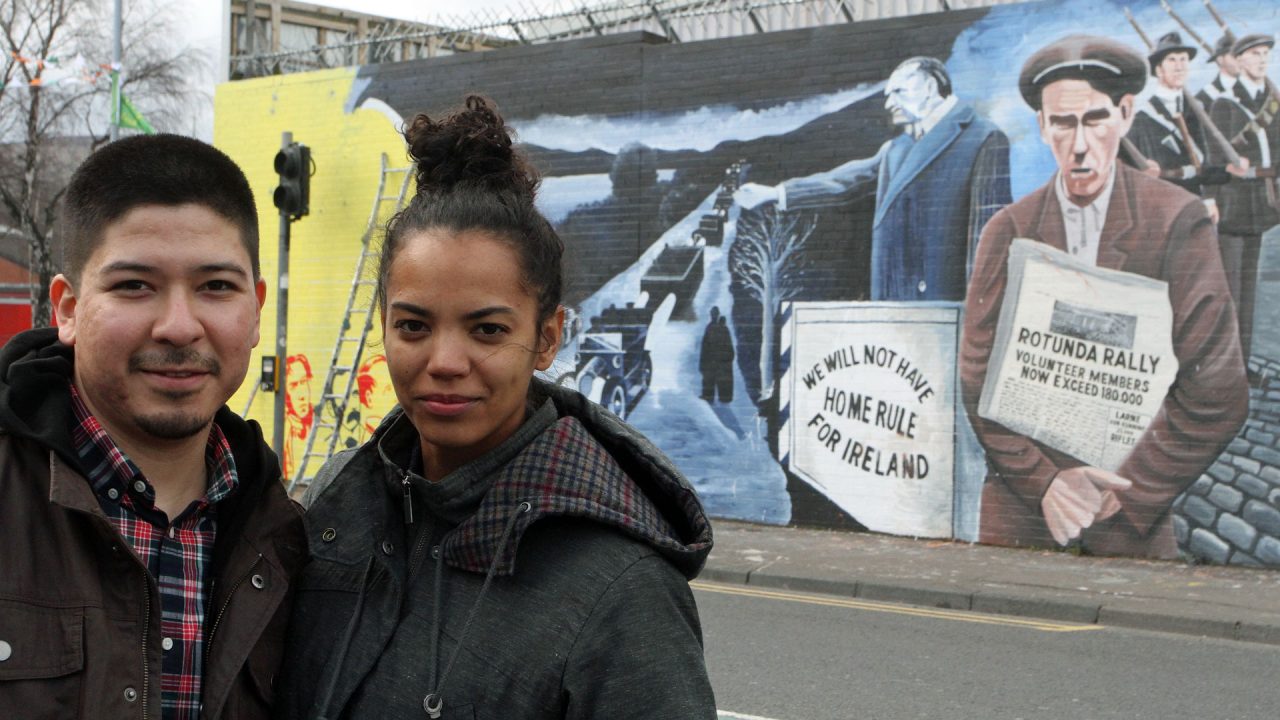 A the Peace Walls with Coiste Irish Political Tours