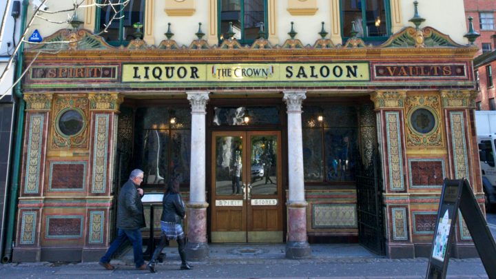 Crown Liquor Saloon