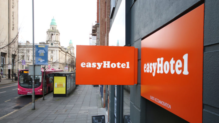 Easy Hotel (2)