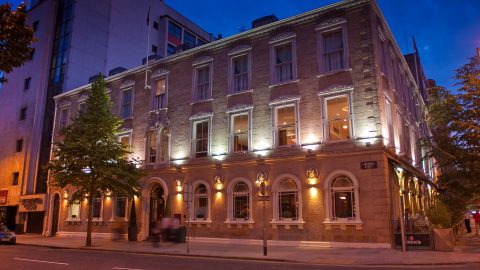 Josters Steakhouse & The Linen Bar in Ten Square Hotel