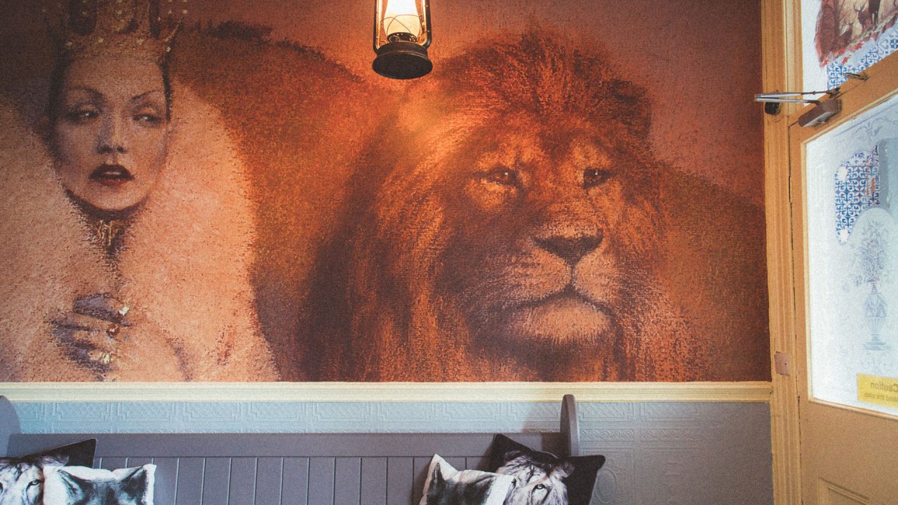 The Lamppost Cafe