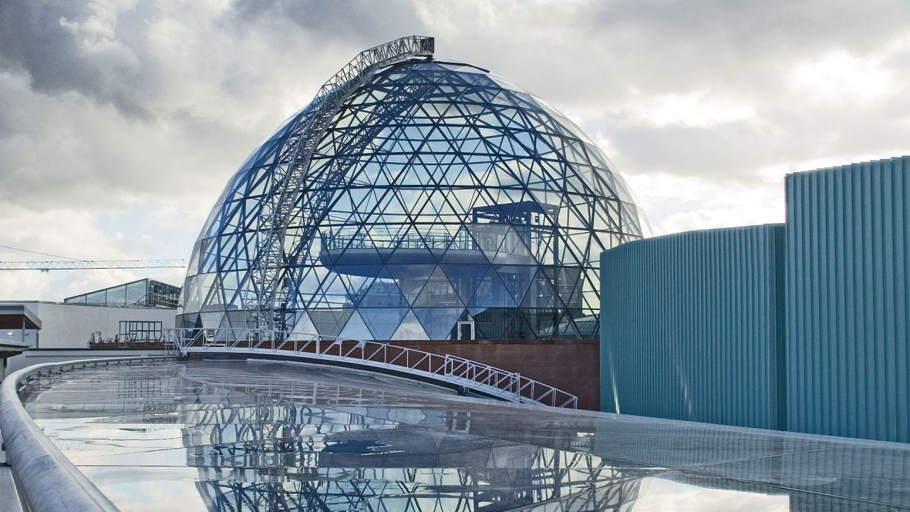 The Victoria Square Dome