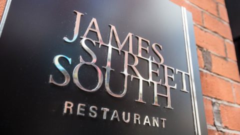 JJS Bar&Grill010