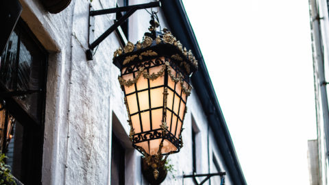 Whites Tavern and Oyster Rooms7