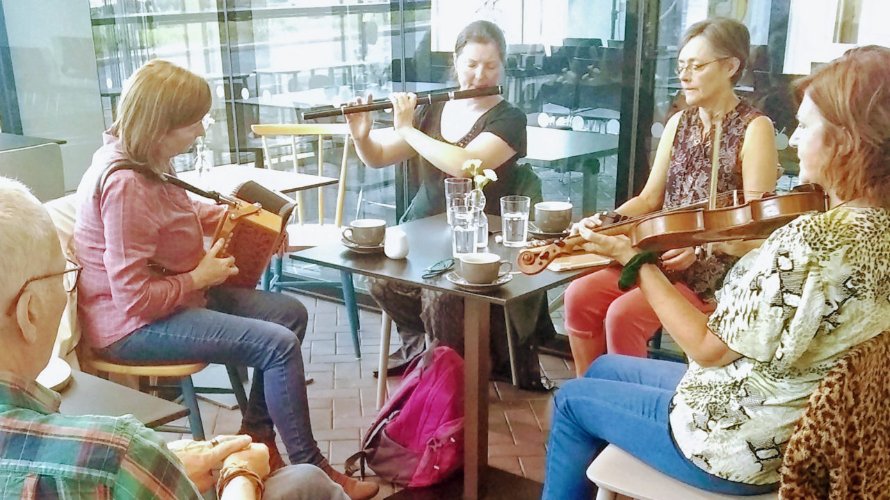 Raidio Failte An Lon Dubh 2