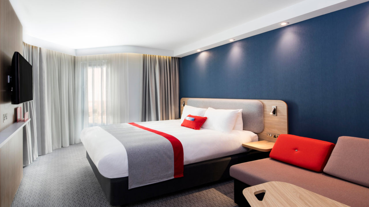 Holiday Inn Express Belfast 4