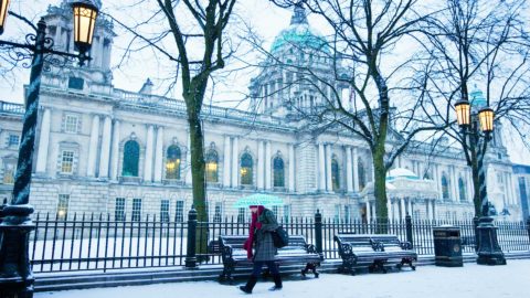 belfast city hall in the snow