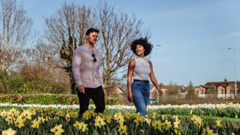 Spring in Belfast 2021 Couple in Victoria Park with Daffodils