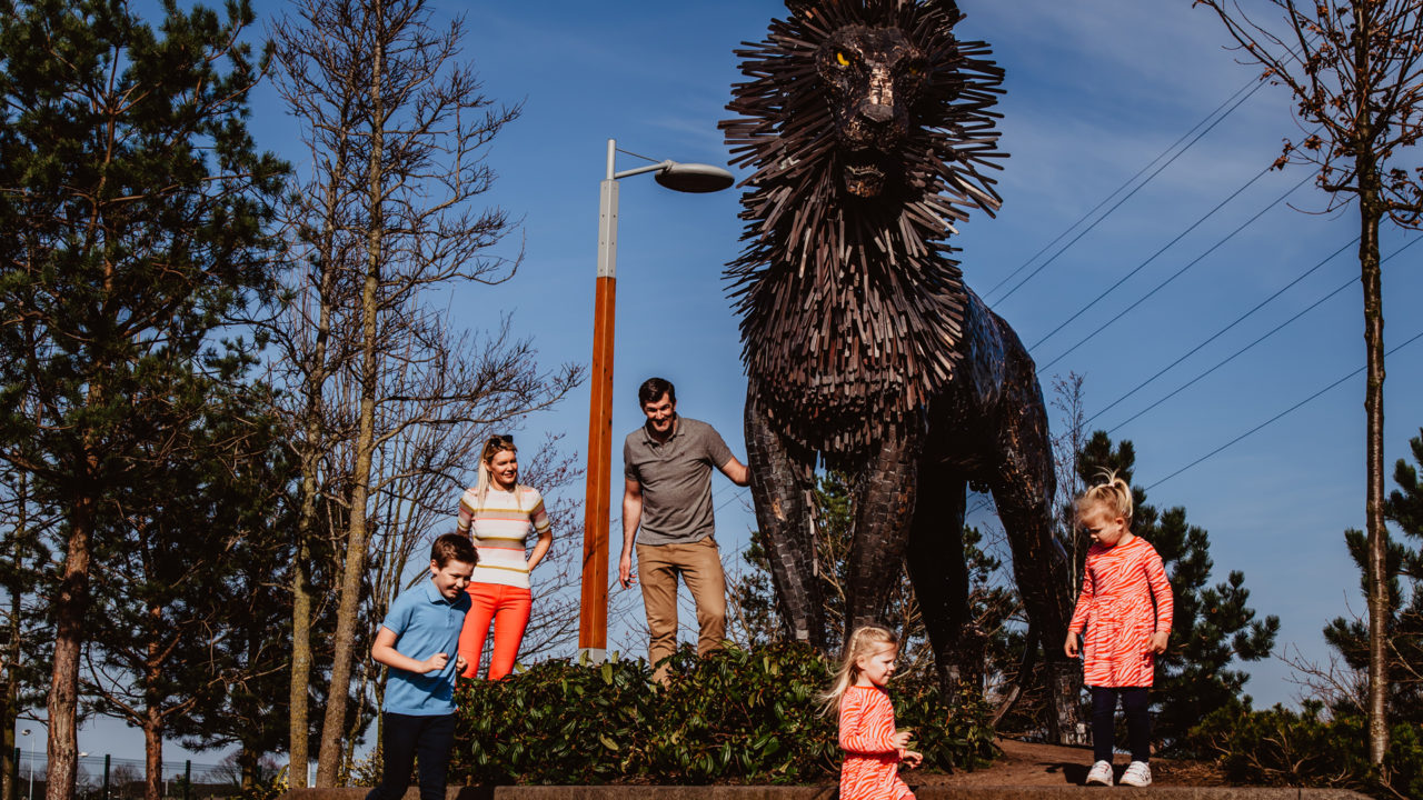 Spring in Belfast Family CS Lewis Square2