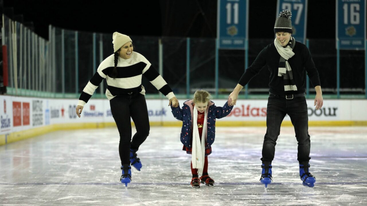 1920x1080px Winter Skate Visit Belfast