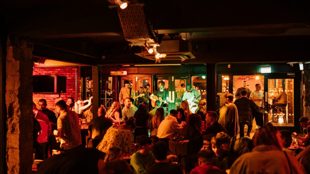 Filthy McNastys Bar